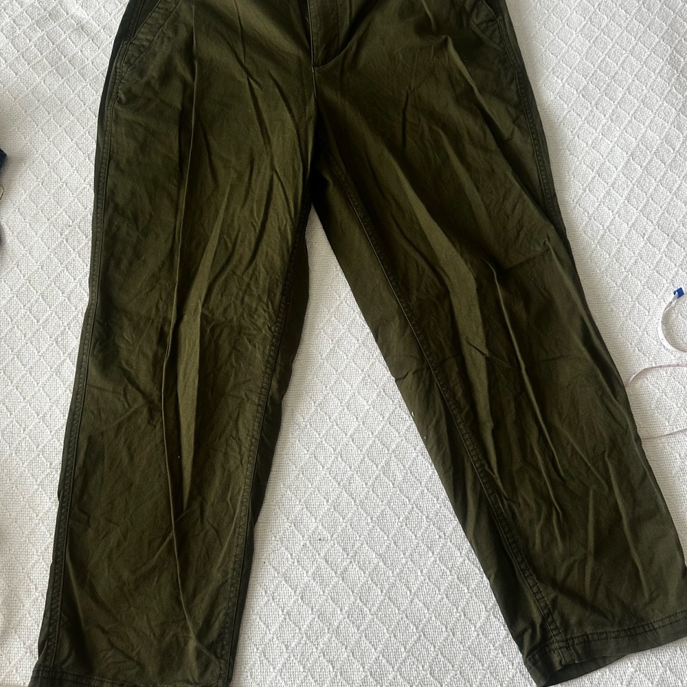 Old Navy Women’s  Olive Chinos